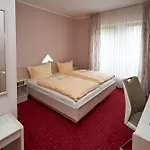 Weiss 3* アンガーミュンデ